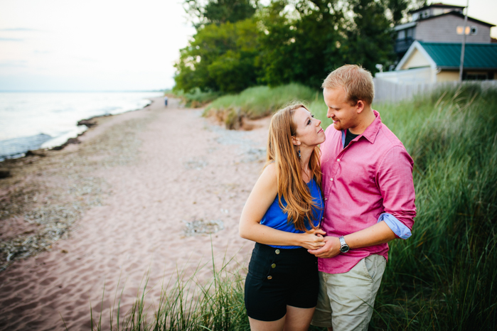 Milwaukee Photographer_Engagment Pictures (28)