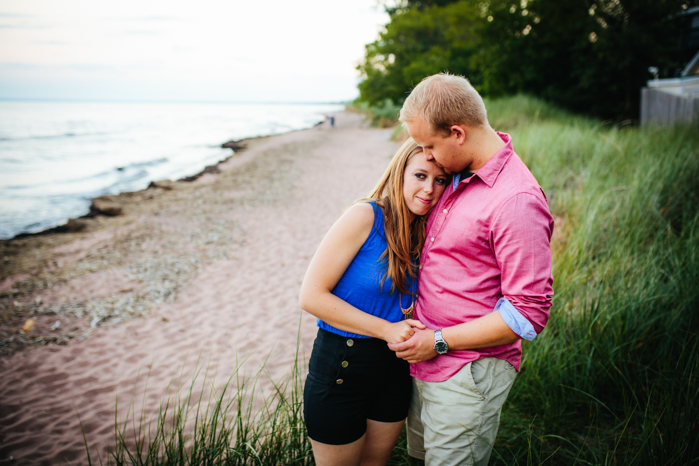 Milwaukee Photographer_Engagment Pictures (29)