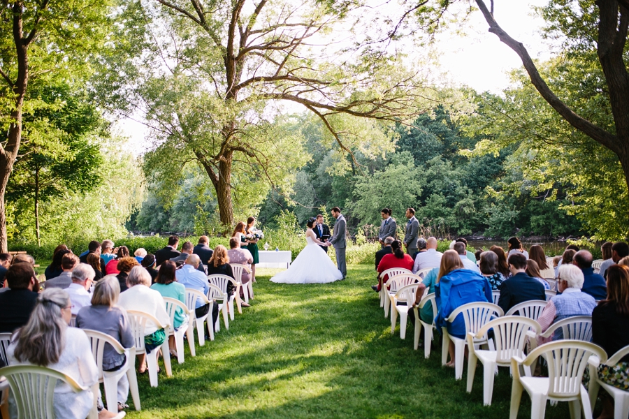 Wedding Photographer in Milwaukee WI_0823.jpg
