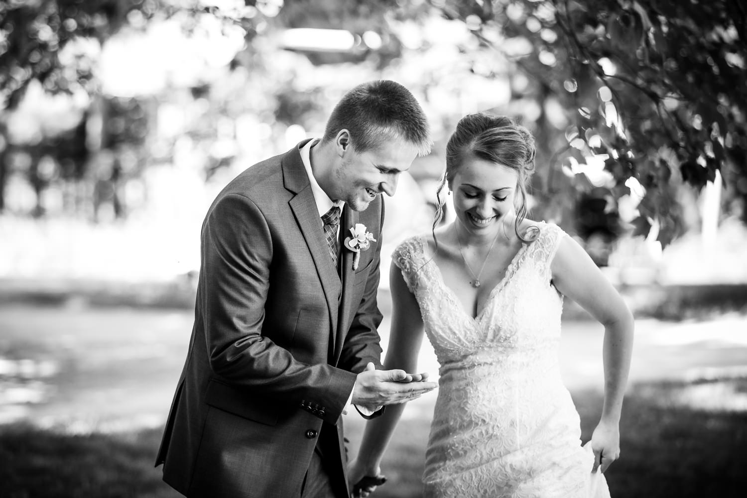 Wedding Photographer in Milwaukee WI_1179.jpg