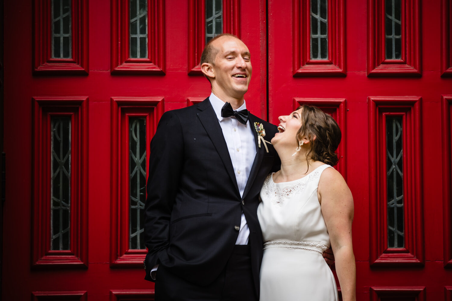 Milwaukee wedding photographer, downtown